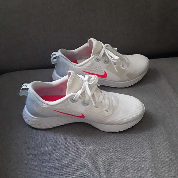 Nike training - Picture 2 of 2